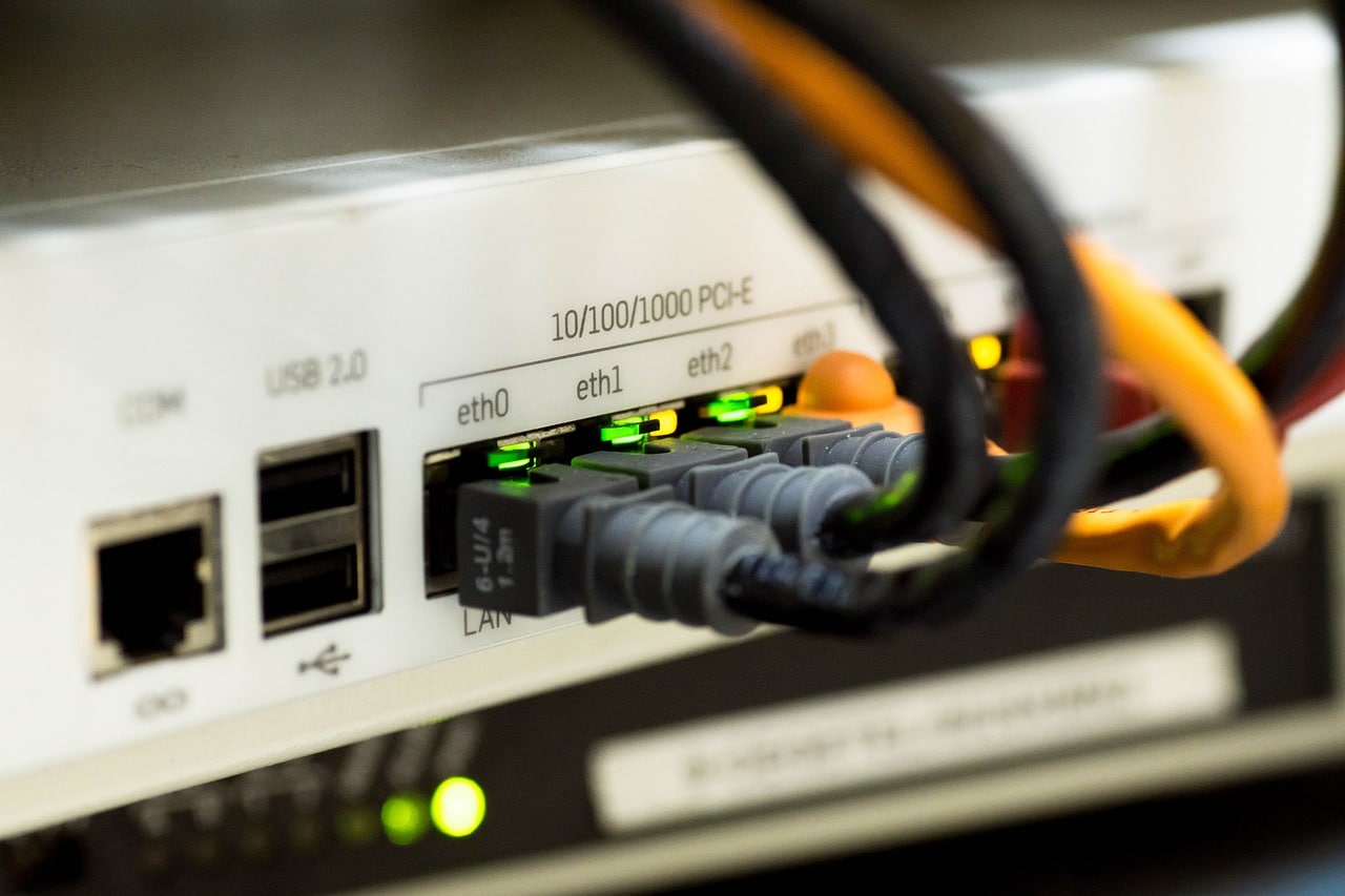 Conectividade sem complicações: descubra como superar interferências provocados por um objeto em sua casa e garantir uma internet estável.